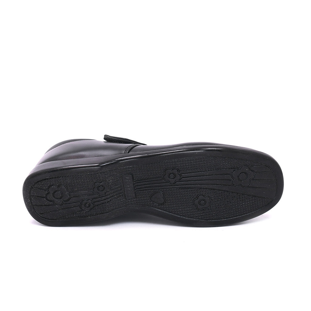Smart Casual Shoes - Cushioned Footbed & Sleek Design